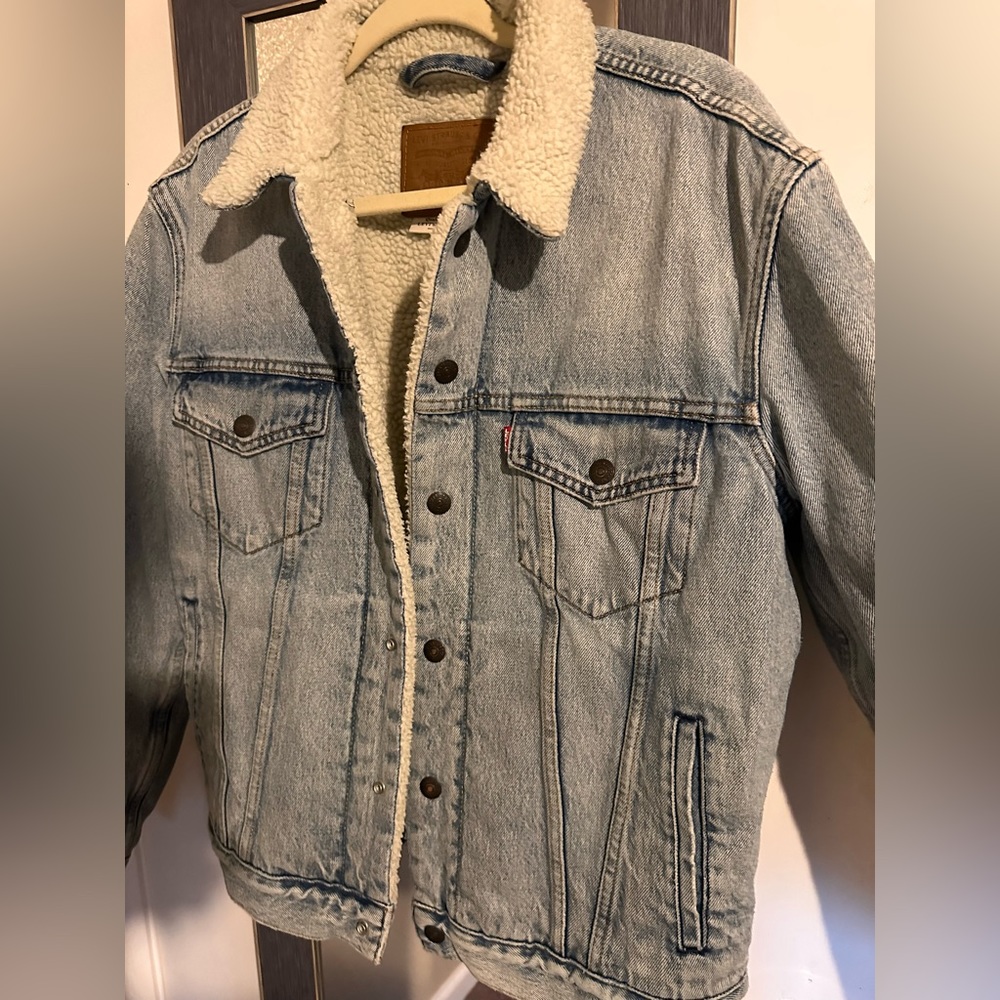 Jacket, sueter - Picture 4 of 9